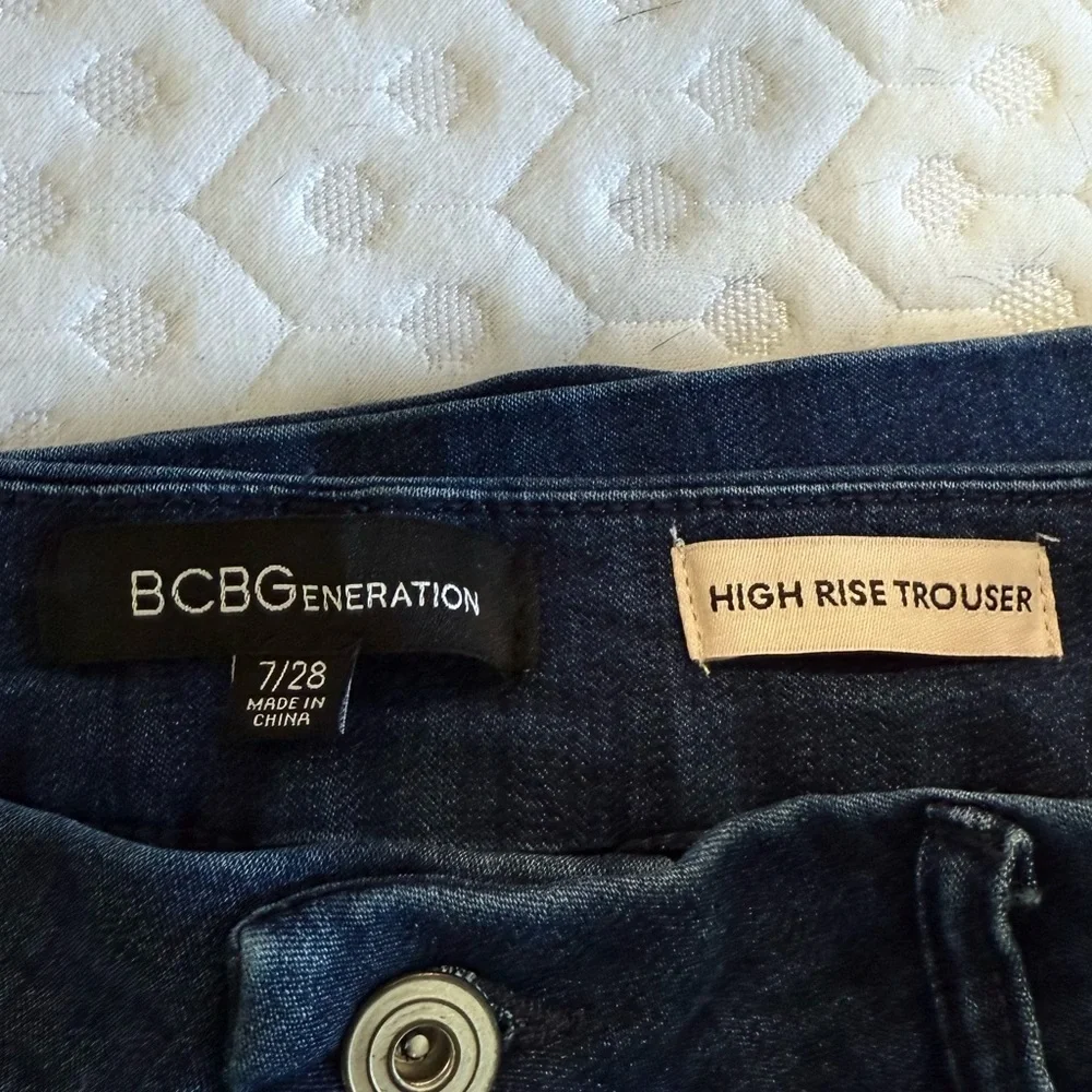 BCBGeneration High Rise Light Blue Jeans - Picture 6 of 7